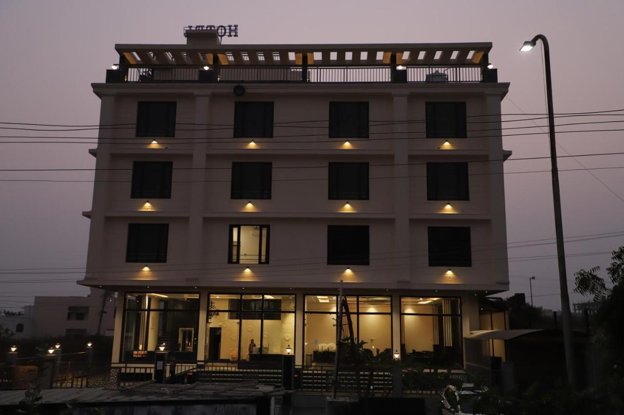 Clover Inn Udaipur Ngoại thất bức ảnh