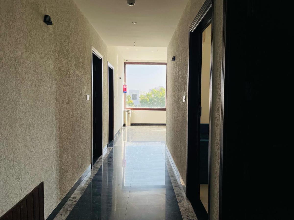Clover Inn Udaipur Ngoại thất bức ảnh