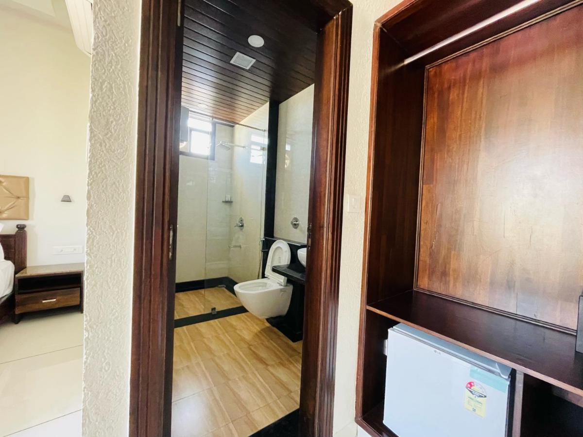 Clover Inn Udaipur Ngoại thất bức ảnh