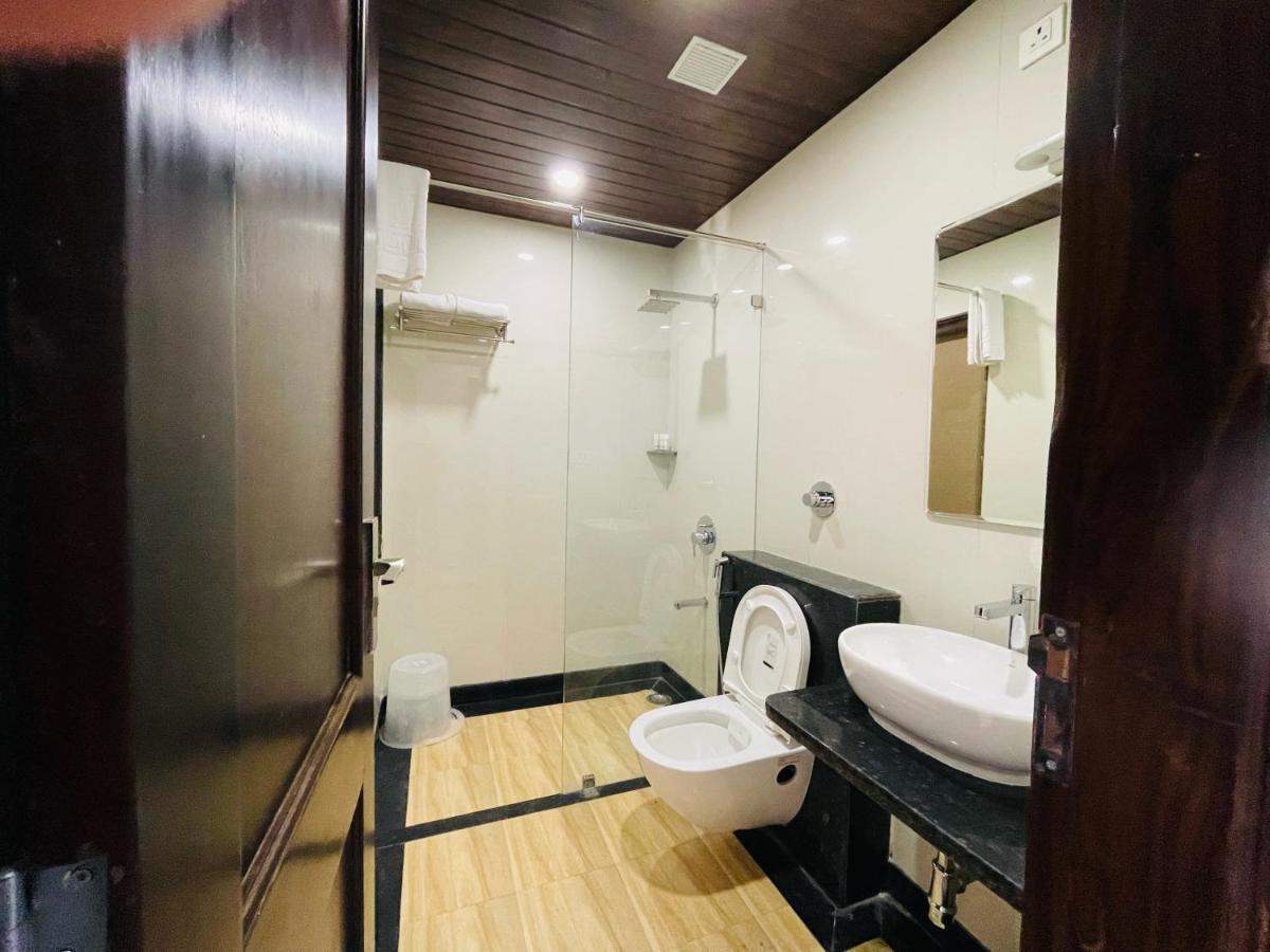 Clover Inn Udaipur Ngoại thất bức ảnh