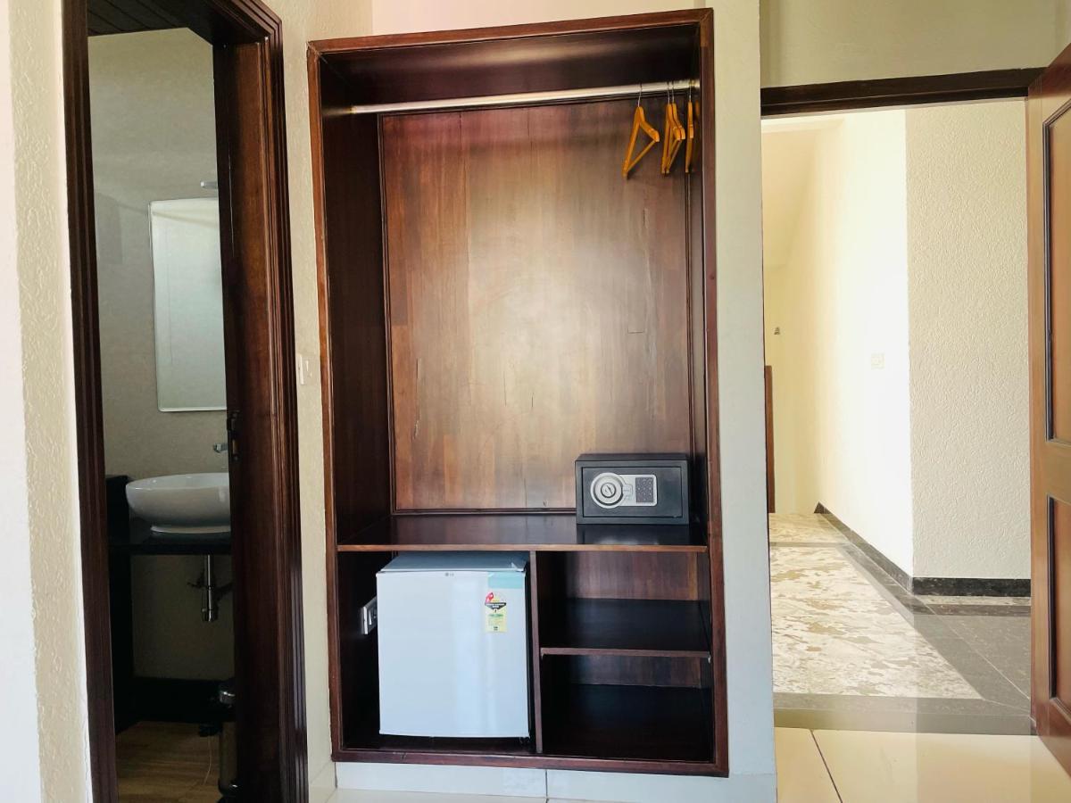 Clover Inn Udaipur Ngoại thất bức ảnh